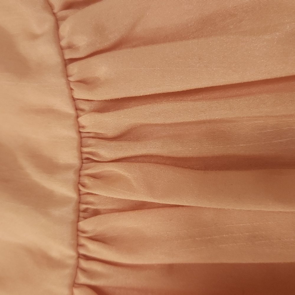 Beautiful pink dress - Picture 4 of 11